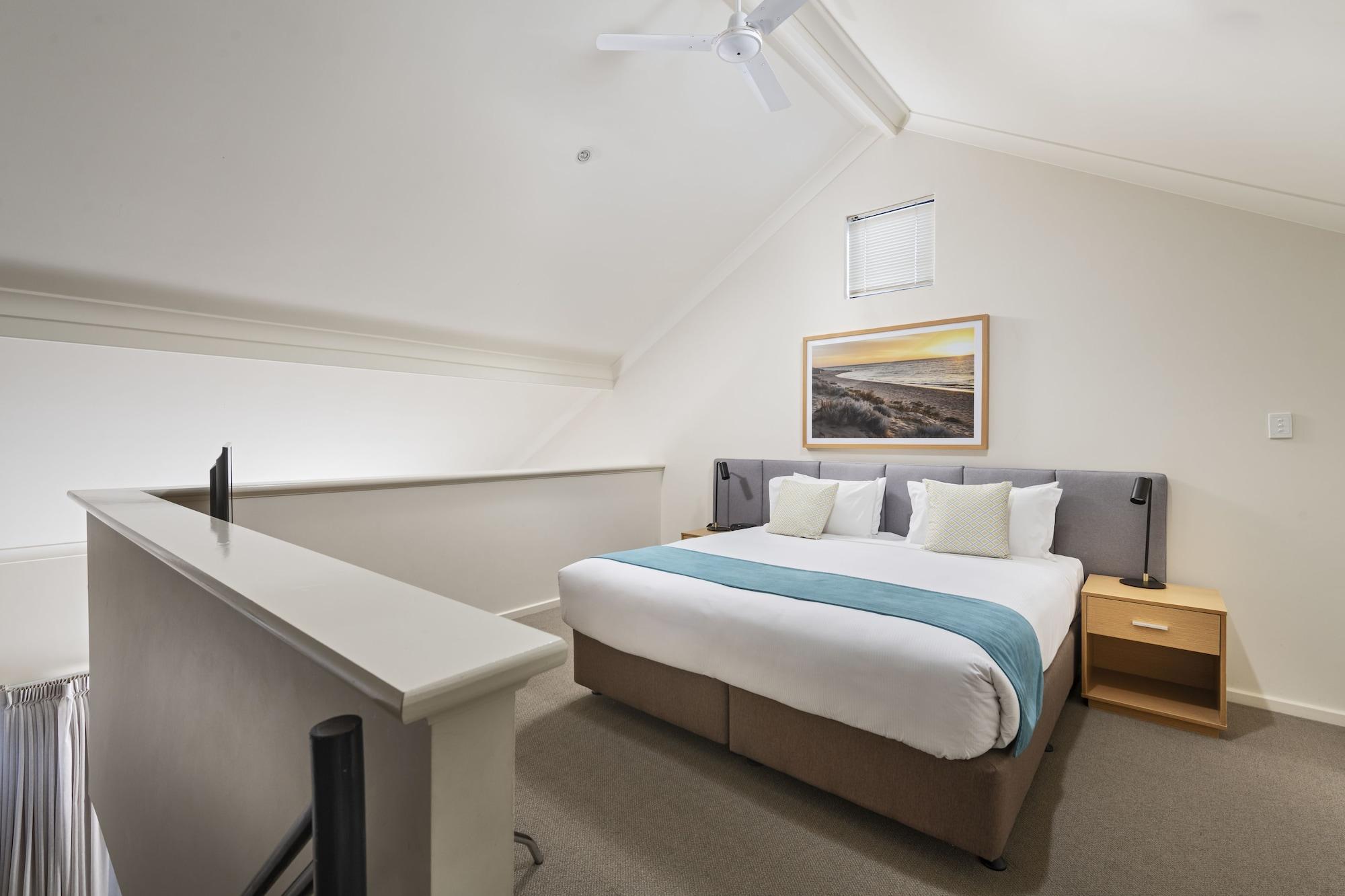 Quest Bunbury Aparthotel Exterior photo