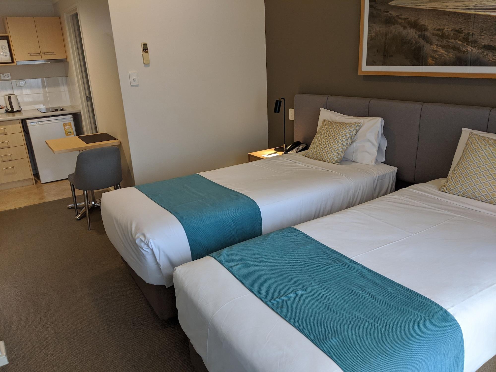 Quest Bunbury Aparthotel Exterior photo
