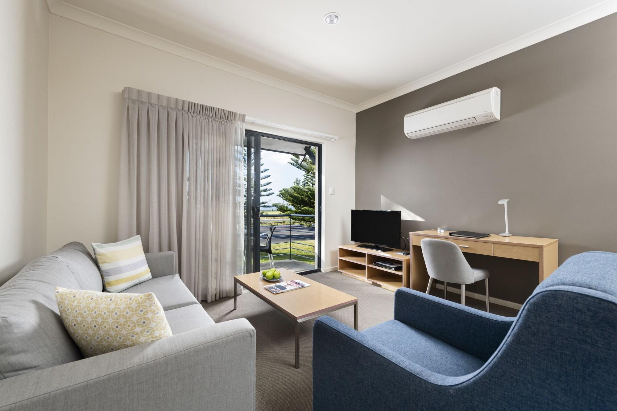 Quest Bunbury Aparthotel Exterior photo