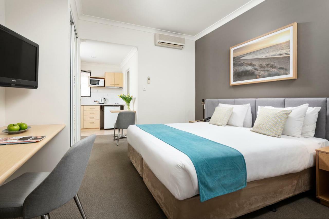 Quest Bunbury Aparthotel Exterior photo