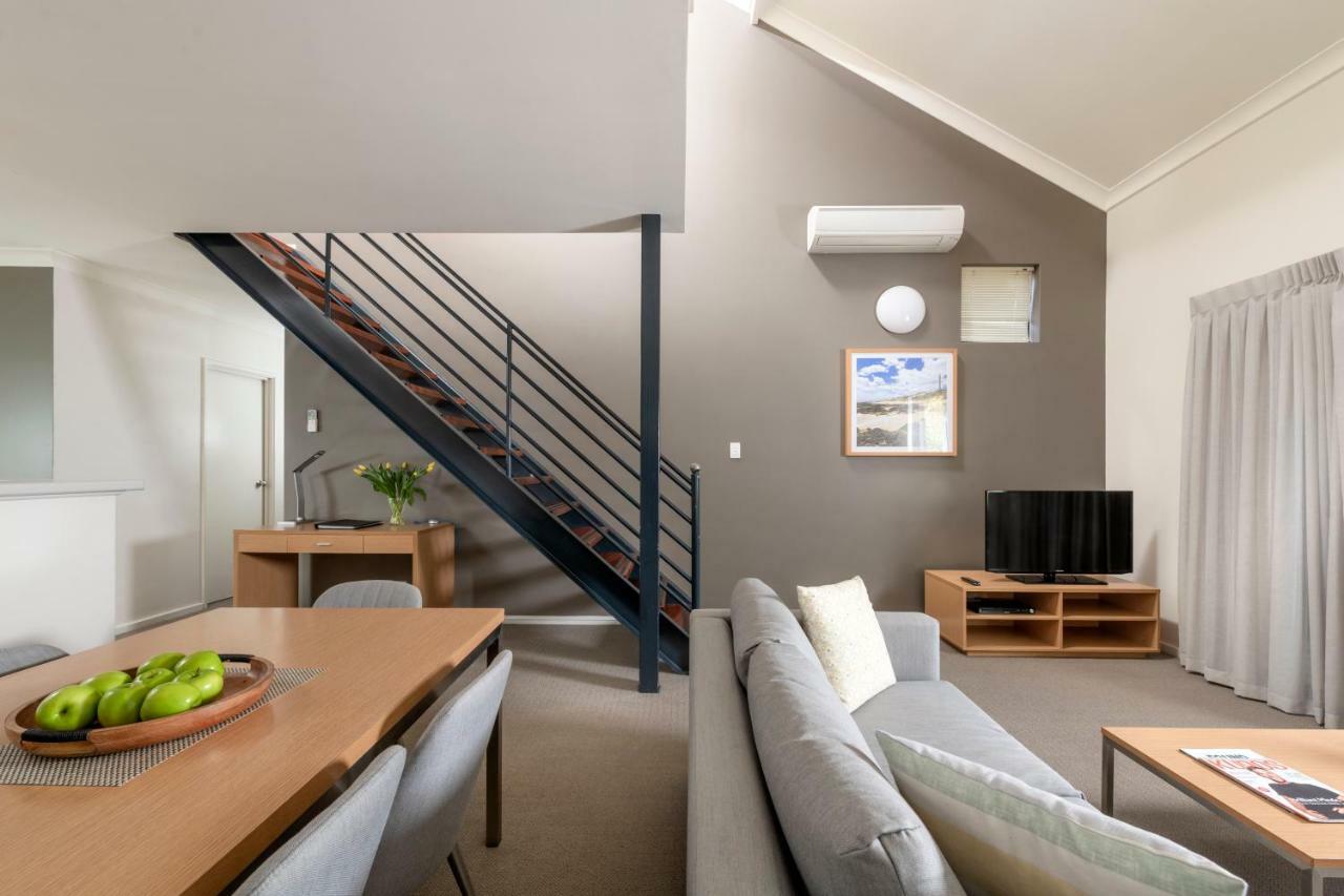 Quest Bunbury Aparthotel Exterior photo