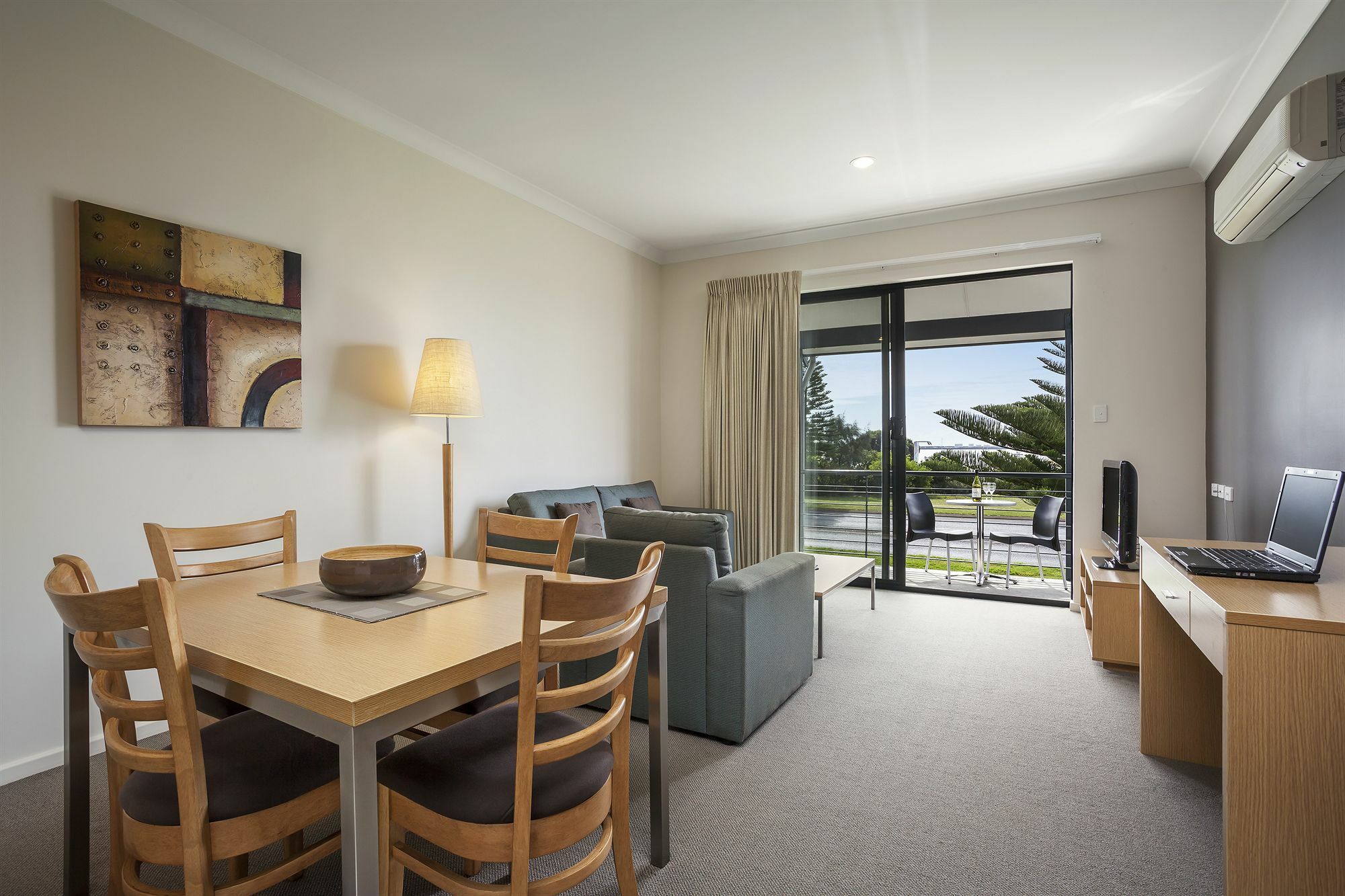 Quest Bunbury Aparthotel Exterior photo